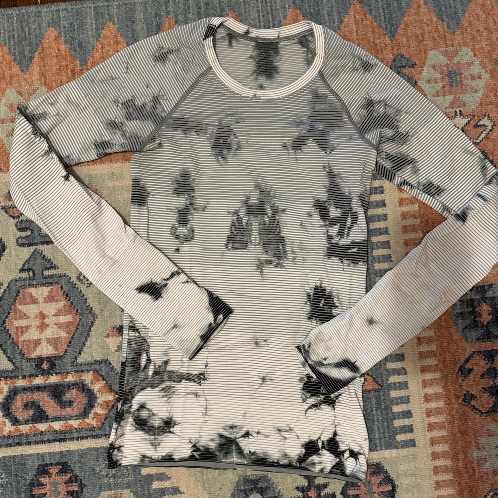 Limited Edition tie dye lululemon Swiftly LS - size 4